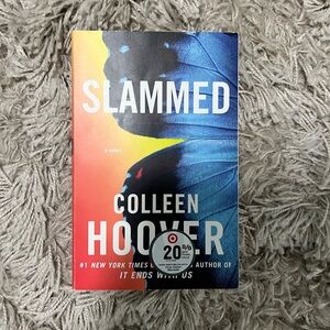 Slammed- Colleen Hoover